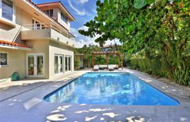 6 odalılar villa 352 m² Key Biscayne'de, Amerika Birleşik Devletleri. $2,440,000