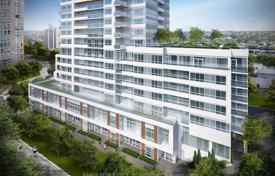 4 odalılar daire York'da, Kanada. C$908,000