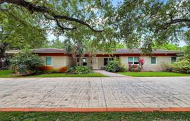 Villa – Pinecrest, Florida, Amerika Birleşik Devletleri. $1,399,000
