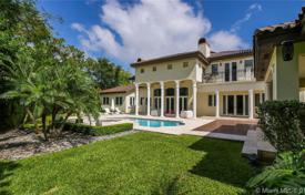 9 odalılar villa 866 m² Miami'de, Amerika Birleşik Devletleri. $3,550,000