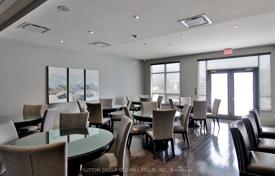 6 odalılar daire Etobicoke'de, Kanada. C$1,175,000