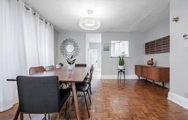 8 odalılar konak Old Toronto'da, Kanada. 1,011,000 €