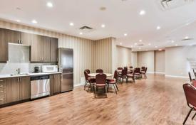 5 odalılar daire Scarborough'da, Kanada. C$774,000