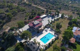 Villa – Girne, Kuzey Kıbrıs, Kıbrıs. 4,094,000 €