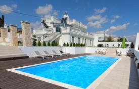 6 odalılar villa 232 m² Rafina'da, Yunanistan. 950,000 €