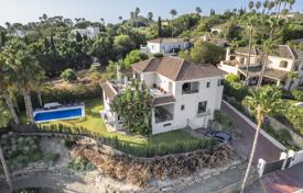 9 odalılar villa 530 m² Sotogrande'de, İspanya. 1,599,000 €