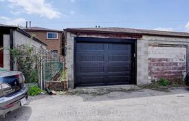 11 odalılar konak Old Toronto'da, Kanada. C$2,314,000