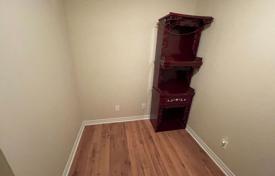 4 odalılar daire Etobicoke'de, Kanada. C$699,000