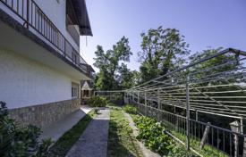 8 odalılar şehir içinde müstakil ev 274 m² City of Zagreb'da, Hırvatistan. 450,000 €