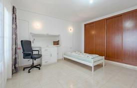 6 odalılar villa 636 m² Adeje'de, İspanya. 830,000 €