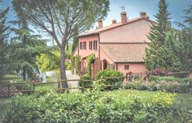 Villa – Siena, Toskana, İtalya. 1,750,000 €