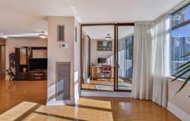 7 odalılar daire North York'da, Kanada. C$880,000