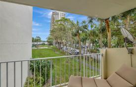 3 odalılar kondominyumda daireler 300 m² Miami'de, Amerika Birleşik Devletleri. $595,000