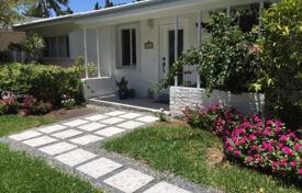 Yazlık ev – Key Biscayne, Florida, Amerika Birleşik Devletleri. $1,350,000