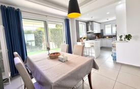 3 odalılar konak 144 m² Mouttagiaka'da, Kıbrıs. 619,000 €