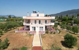 5 odalılar şehir içinde müstakil ev 243 m² Kalamata'da, Yunanistan. 350,000 €