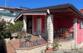 Şehir içinde müstakil ev 101 m² Koper'da, Slovenya. 389,000 €