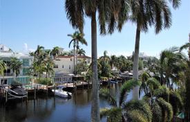 Şehir içinde müstakil ev – Fort Lauderdale, Florida, Amerika Birleşik Devletleri. $5,750,000