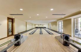 4 odalılar daire North York'da, Kanada. C$907,000
