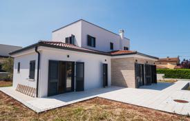 4 odalılar şehir içinde müstakil ev 153 m² Porec'te, Hırvatistan. 1,462,000 €