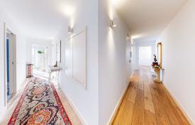 2 odalılar çatı dairesi 235 m² Lizbon'da, Portekiz. 2,290,000 €