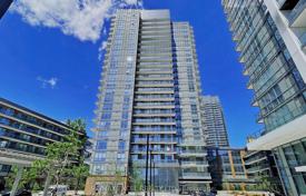 6 odalılar daire North York'da, Kanada. C$784,000