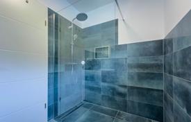 10 odalılar şehir içinde müstakil ev 277 m² Medulin'de, Hırvatistan. 1,270,000 €