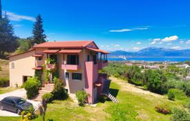 5 odalılar şehir içinde müstakil ev 345 m² Patras'da, Yunanistan. 520,000 €