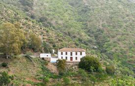 8 odalılar villa 1026 m² Malaga'da, İspanya. 1,591,000 €