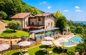 25 odalılar villa Alzano Lombardo'da, İtalya. 6,900,000 €
