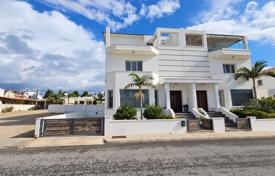 6 odalılar villa 350 m² Baf'ta, Kıbrıs. 750,000 €