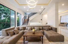 6 odalılar villa 880 m² Ungasan'da, Endonezya. $808,000