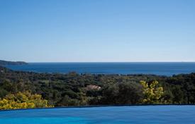 4 odalılar villa Cavalaire-sur-Mer'da, Fransa. 2,600,000 €