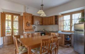 3 odalılar villa 189 m² Volterra'da, İtalya. 720,000 €