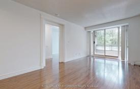 6 odalılar daire North York'da, Kanada. C$1,184,000