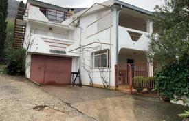 6 odalılar şehir içinde müstakil ev 180 m² Sutomore'de, Karadağ. 125,000 €