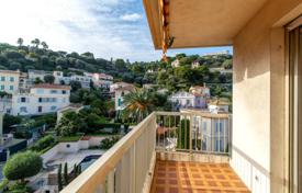 2 odalılar daire Beaulieu-sur-Mer'de, Fransa. 580,000 €