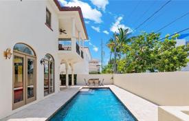 Villa – Fort Lauderdale, Florida, Amerika Birleşik Devletleri. $2,765,000