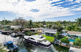 Şehir içinde müstakil ev – Fort Lauderdale, Florida, Amerika Birleşik Devletleri. $990,000