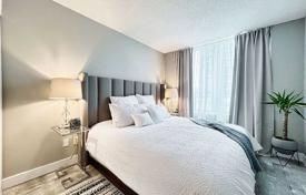 4 odalılar daire Etobicoke'de, Kanada. C$736,000