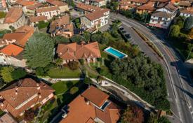 6 odalılar villa 230 m² Iseo'da, İtalya. 750,000 €