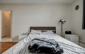 2 odalılar daire North York'da, Kanada. C$582,000
