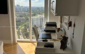 3 odalılar kondominyumda daireler 226 m² Miami'de, Amerika Birleşik Devletleri. $975,000