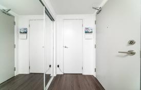 1 odalılar daire Shuter Street'da, Kanada. C$646,000