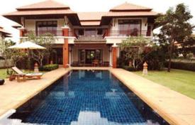 4 odalılar villa Bang Tao Beach'da, Tayland. $3,600 haftalık