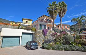 Villa – Liguria, İtalya. 780,000 €