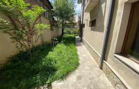 15 odalılar şehir içinde müstakil ev 700 m² Krtsanisi Street'da, Gürcistan. $750,000