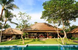 5 odalılar villa Canggu'da, Endonezya. $7,000 haftalık