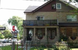 5 odalılar konak Old Toronto'da, Kanada. C$1,887,000