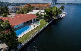Villa – North Miami Beach, Florida, Amerika Birleşik Devletleri. $1,590,000